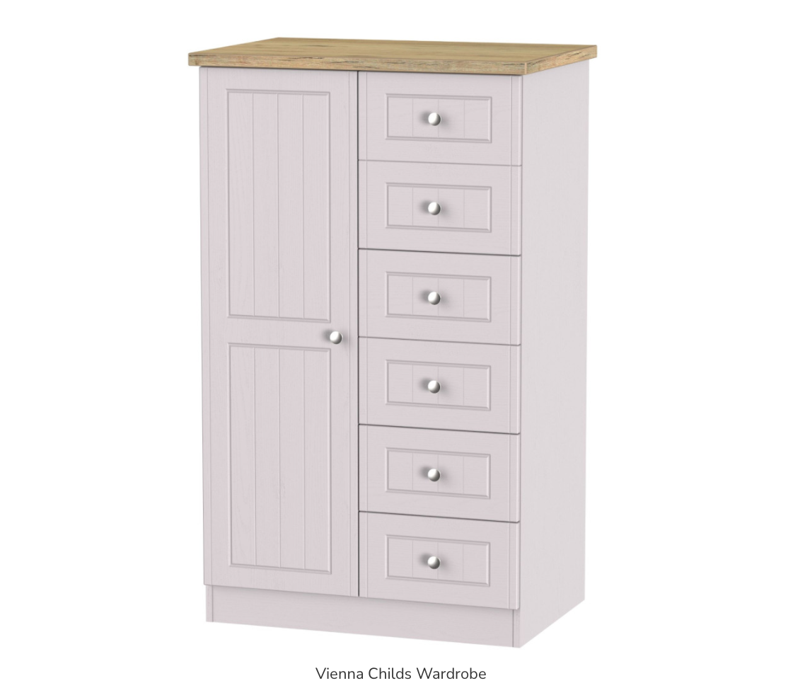 Vienna Childs Wardrobe